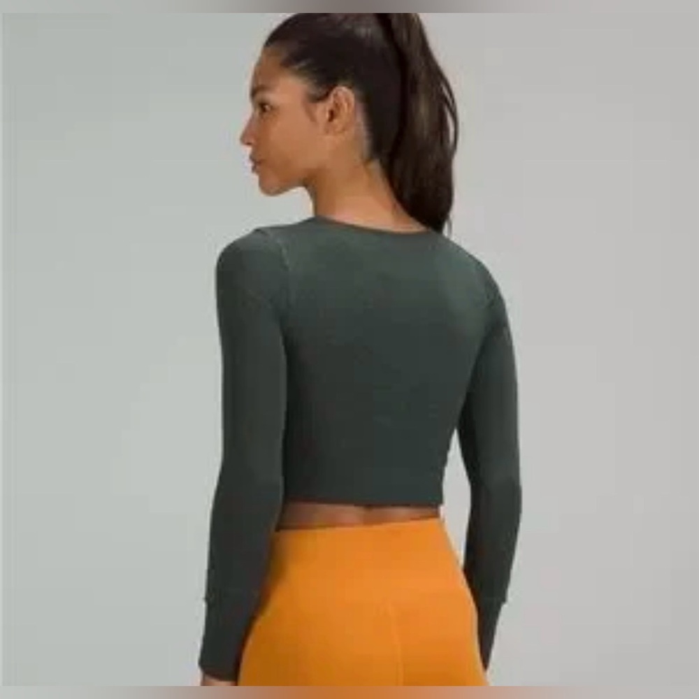 Lululemon Ebb To Street Long Sleeve Crop, Smoked Spruce Sz 4 - Picture 2 of 4